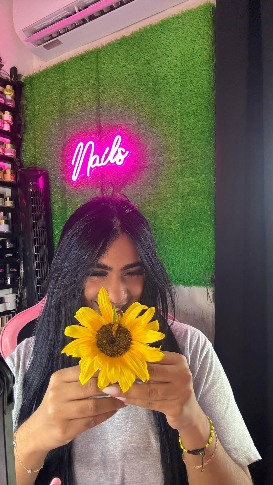 Post 9 by Daniela Collin on Instagram (video)