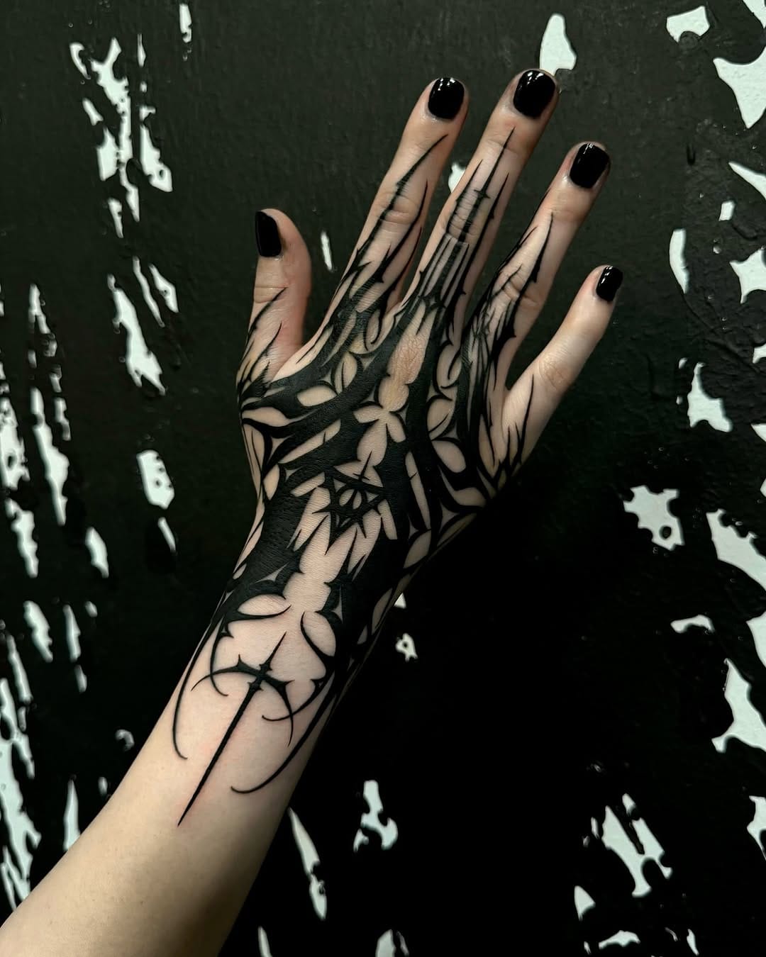Post 8 by 𝐀𝐓 on Instagram (image)