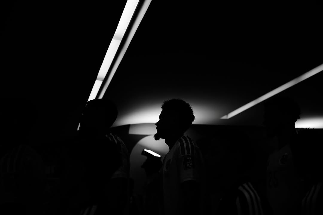 Post 6 by Hector Vivas on Instagram (image)
