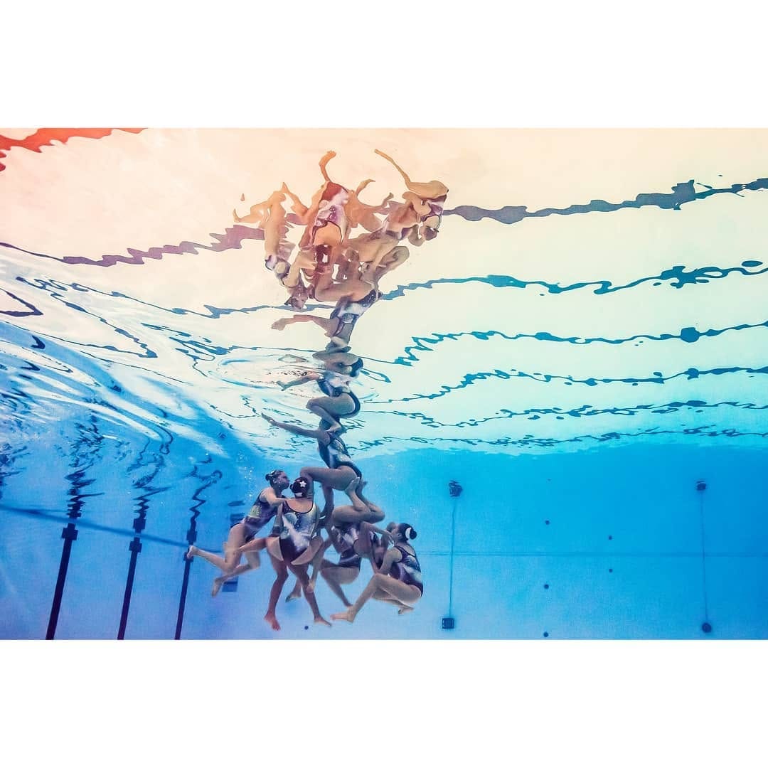 Post 10 by Hector Vivas on Instagram (image)