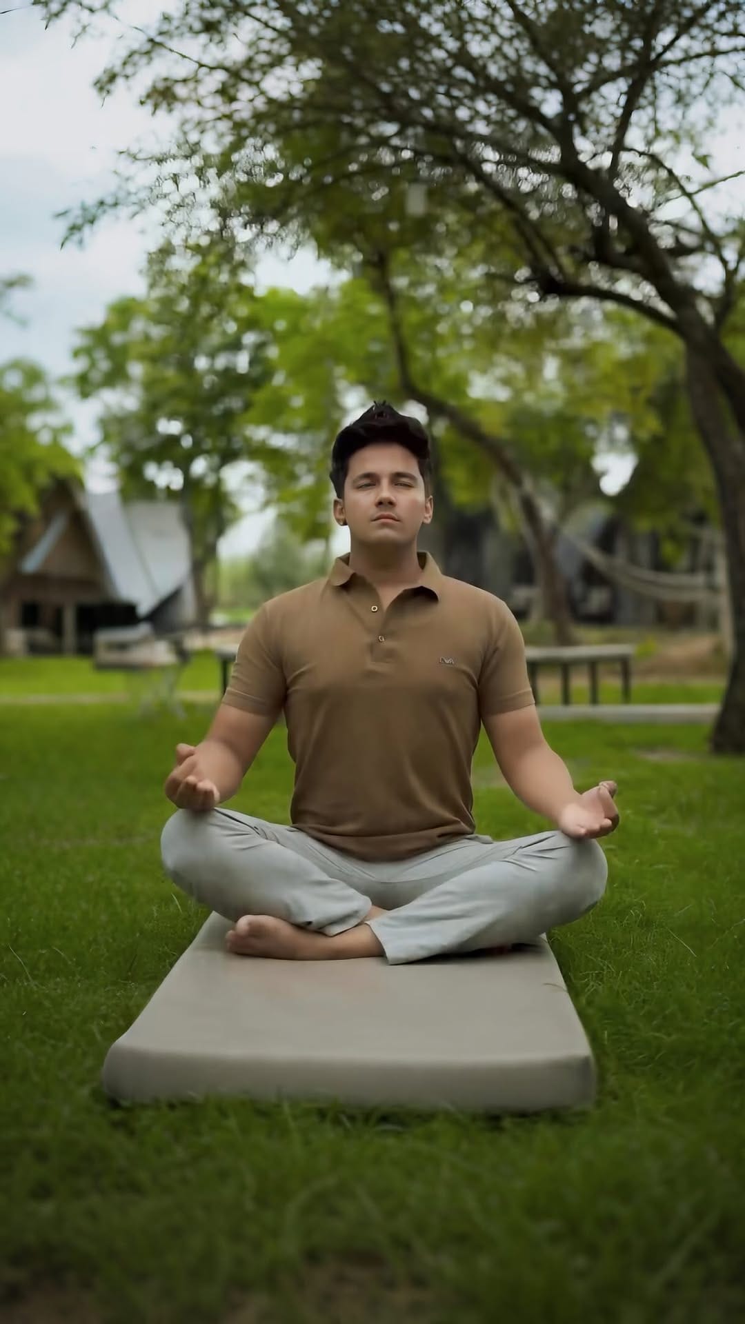 Post 4 by Ashish Chamoli on Instagram (video)