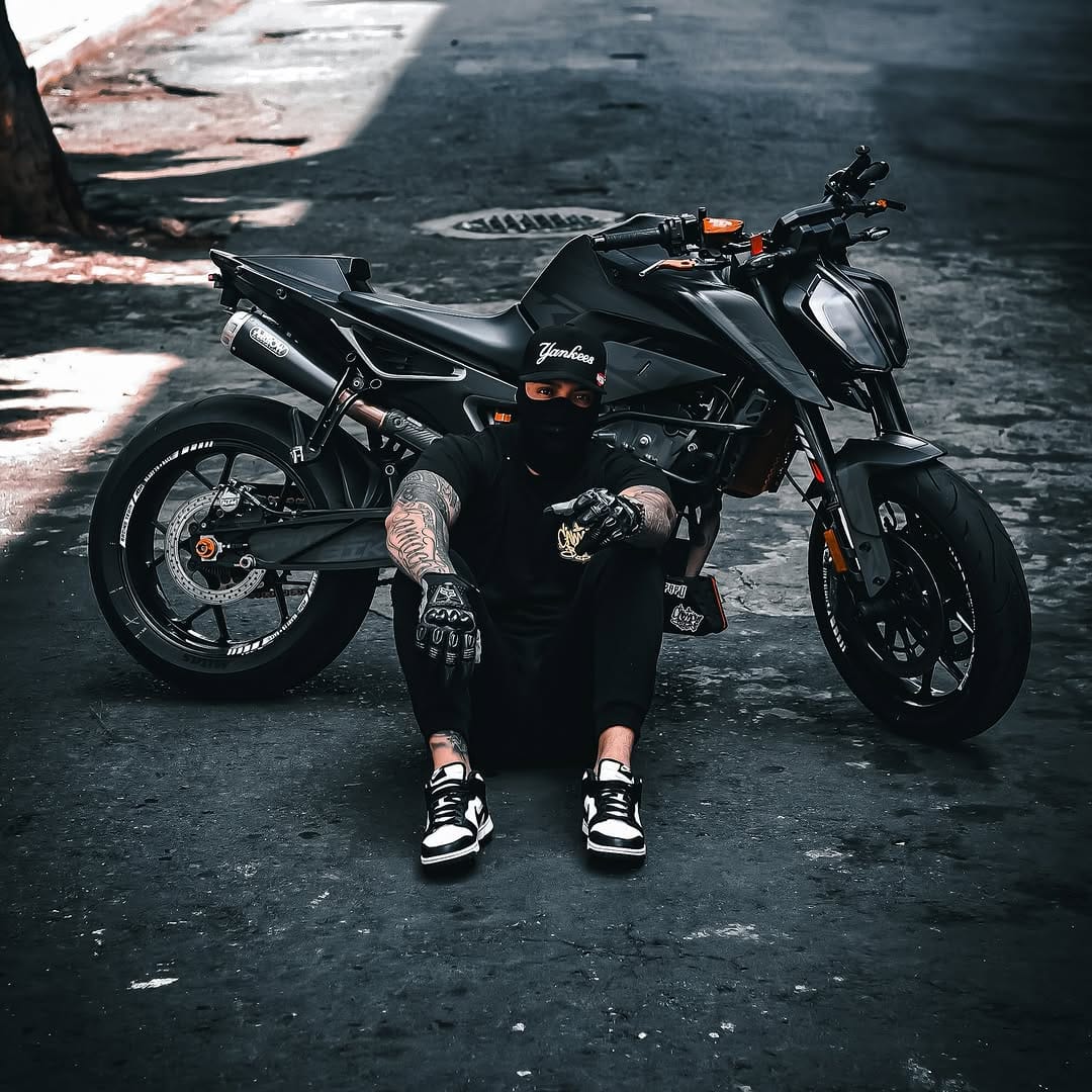 Post 9 by Camacho Biker on Instagram (carousel)