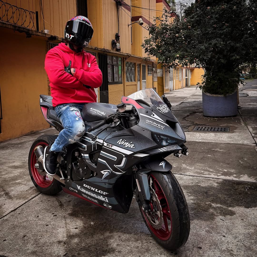 Post 6 by Camacho Biker on Instagram (carousel)