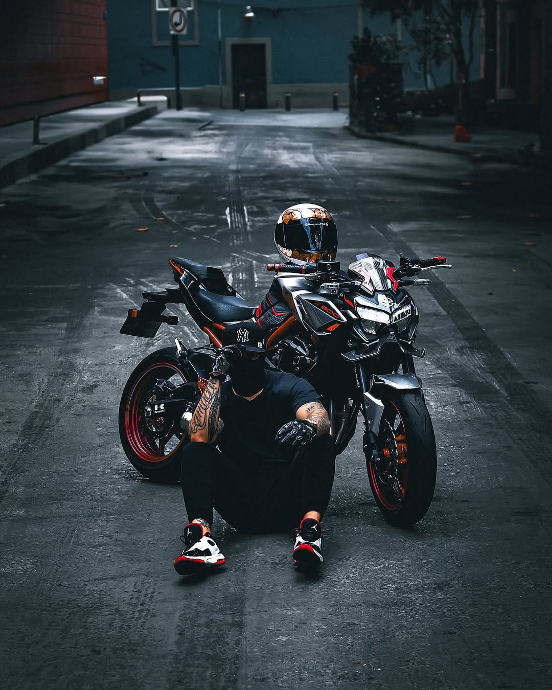 Post 10 by Camacho Biker on Instagram (image)