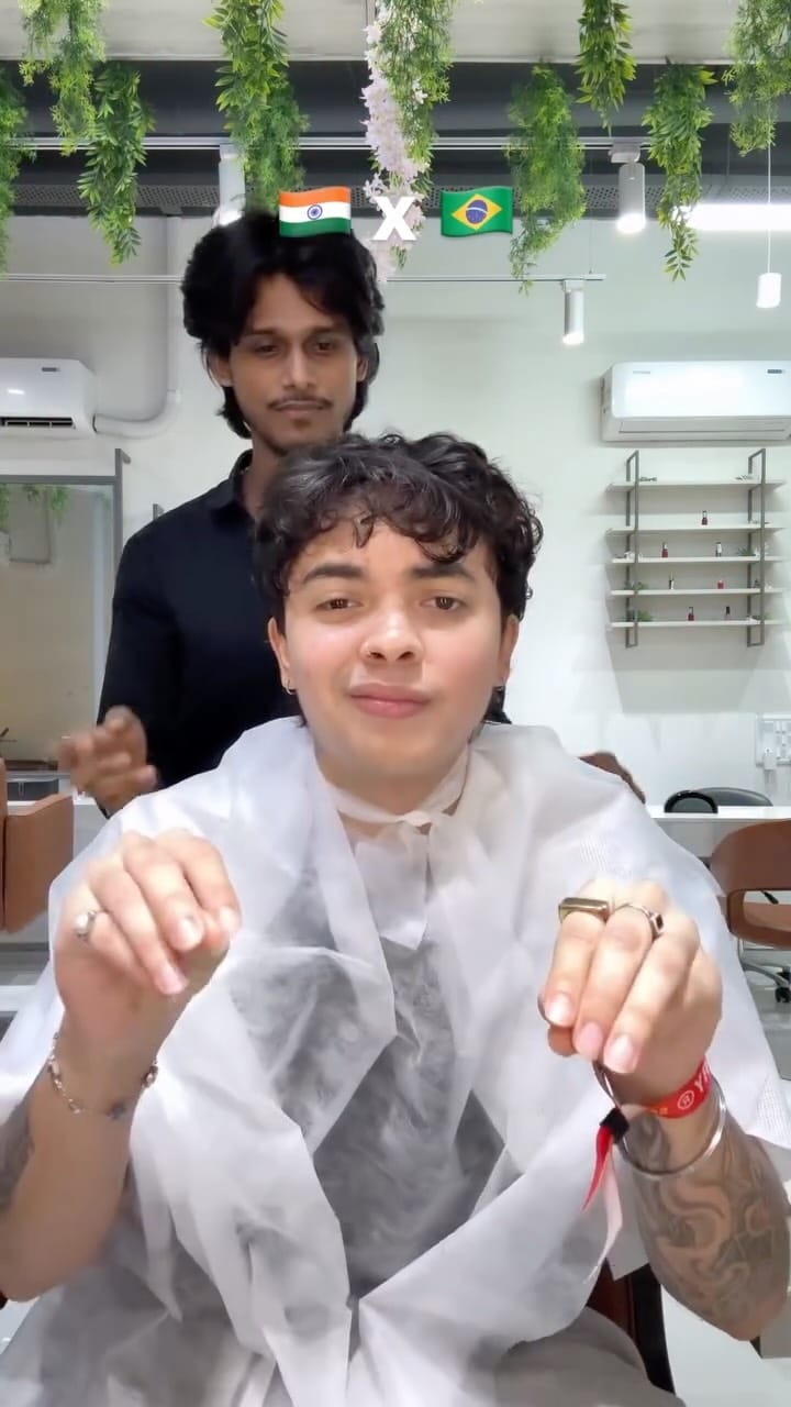 Post 3 by Devang Ubale on Instagram (video)