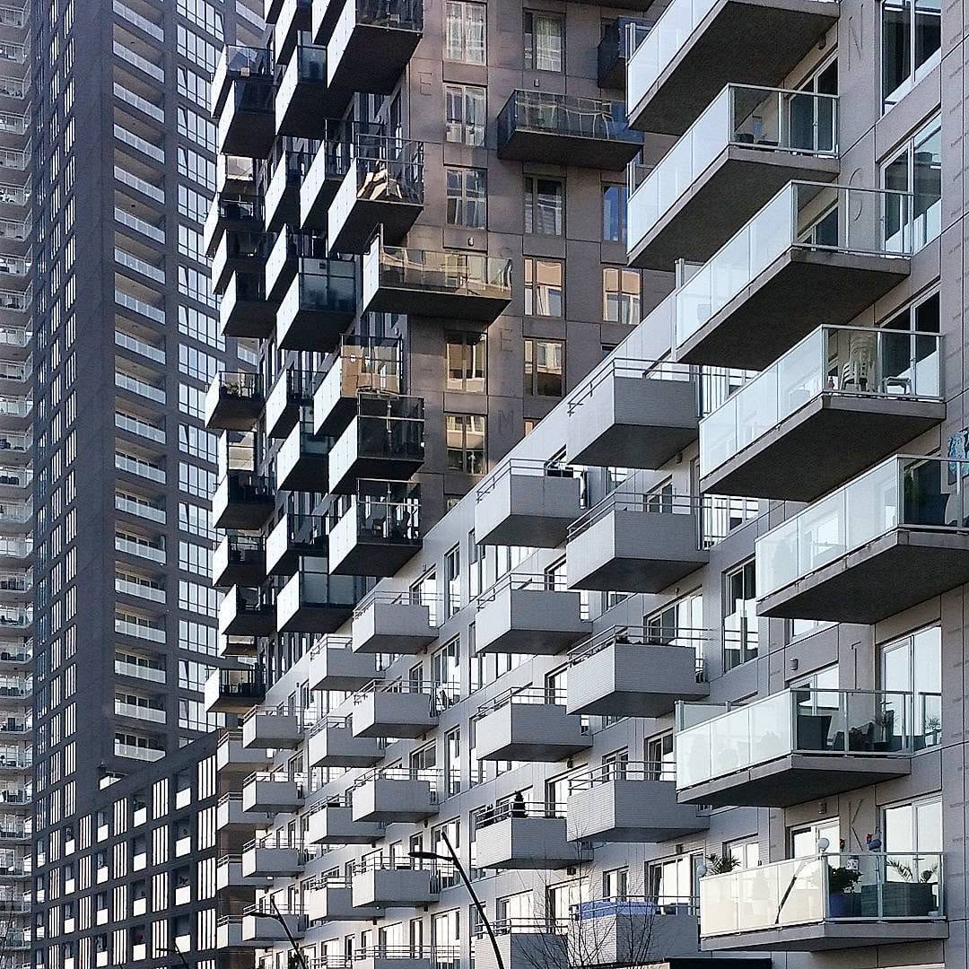 Post 10 by Frank on Instagram (image)