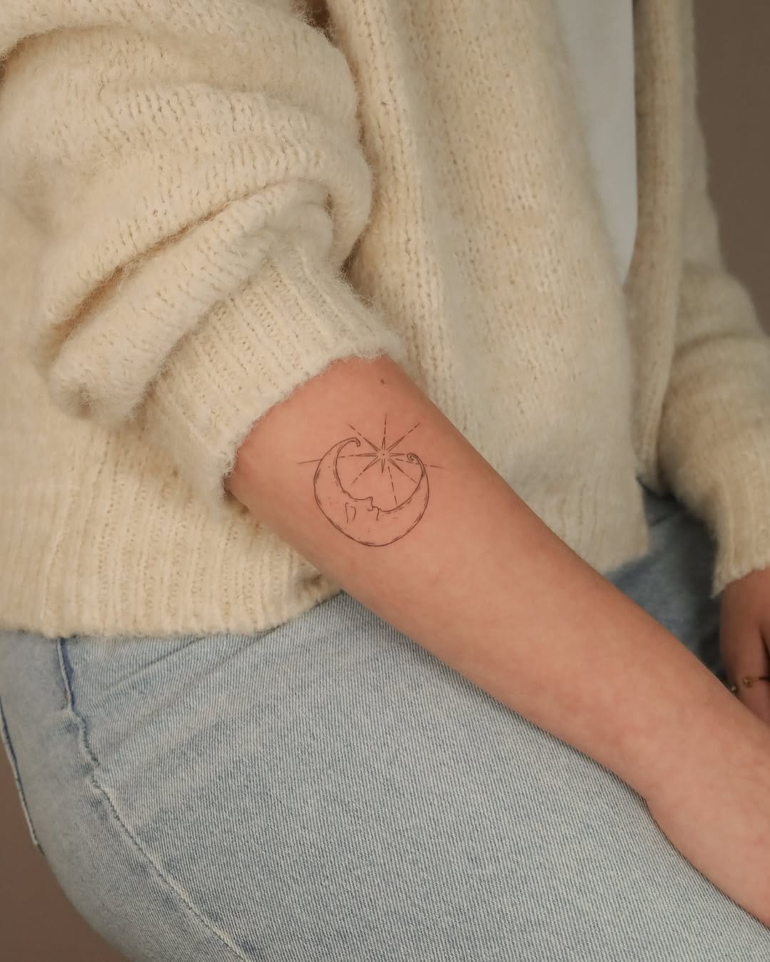 Post 7 by Carolina | Fine line tattoo specialist on Instagram (carousel)