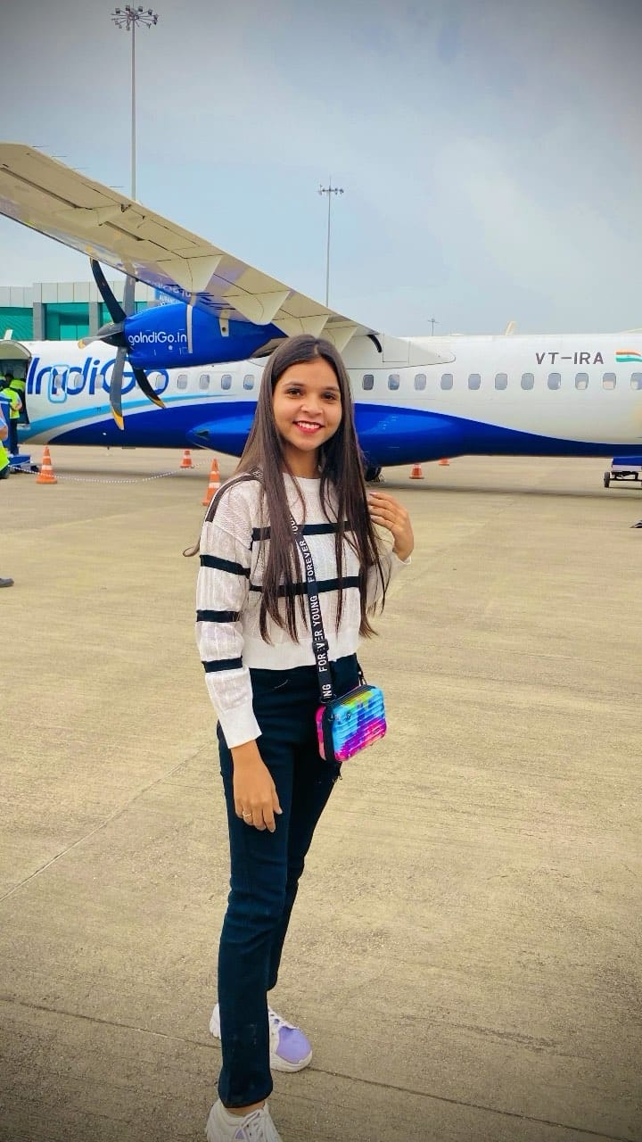Post 8 by 𝐊𝐚𝐥𝐲𝐚𝐧𝐢 𝐚𝐡𝐢𝐫𝐞 𝐨𝐟𝐟𝐢𝐜𝐢𝐚𝐥 on Instagram (video)