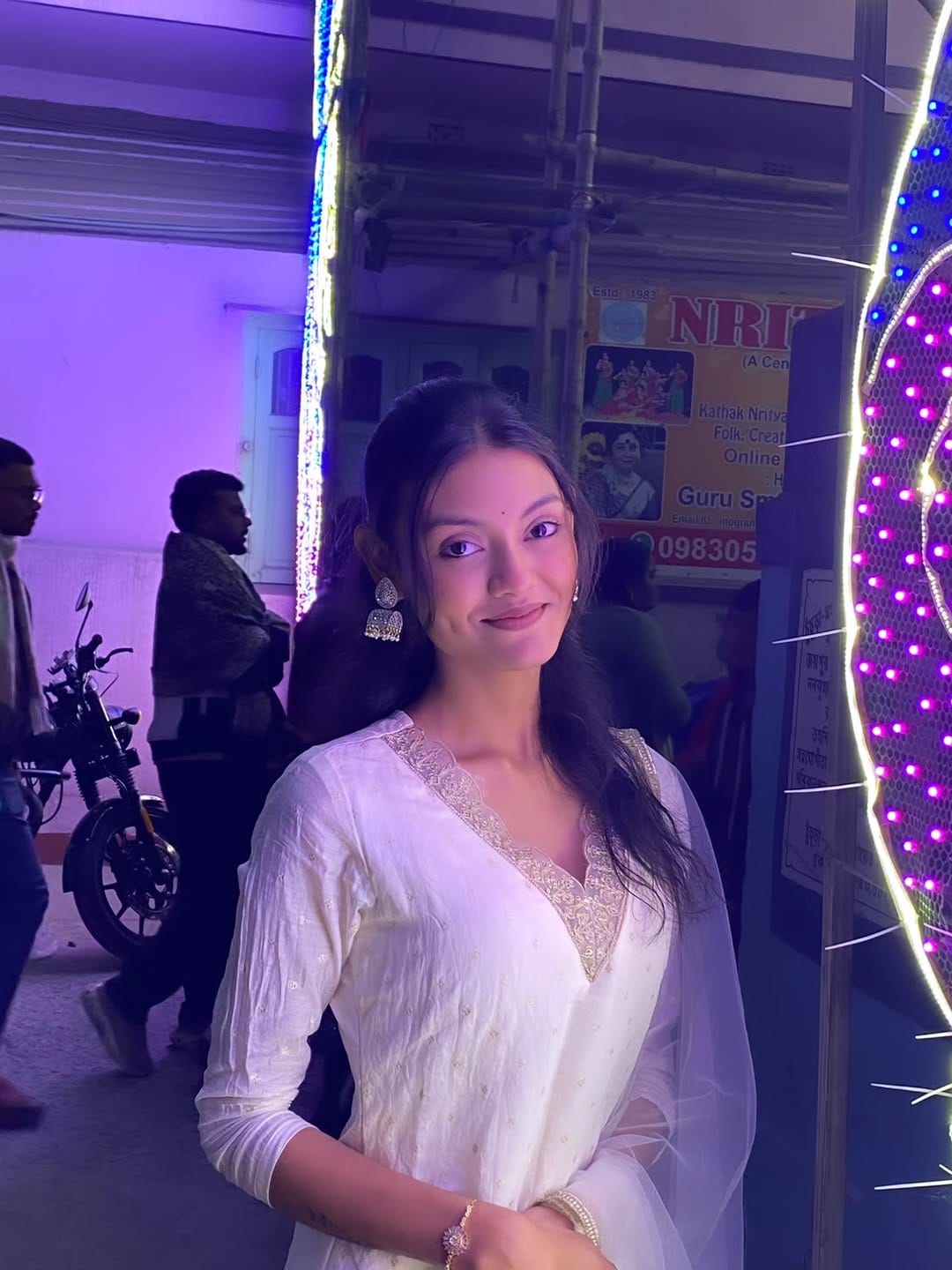 Post 7 by ঈশা🖤🌸 on Instagram (carousel)