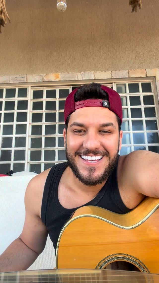 Post 1 by Lucca on Instagram (video)