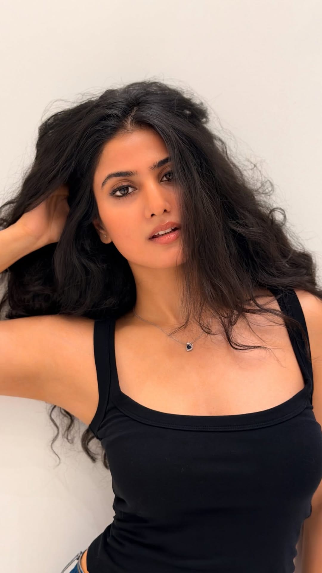 Post 1 by Astha Khandelwal on Instagram (video)