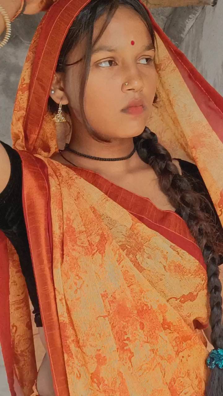 Post 9 by Shweta Yadav on Instagram (video)