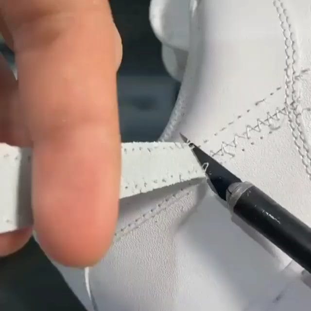 Post 8 by CustomSneaker on Instagram (video)