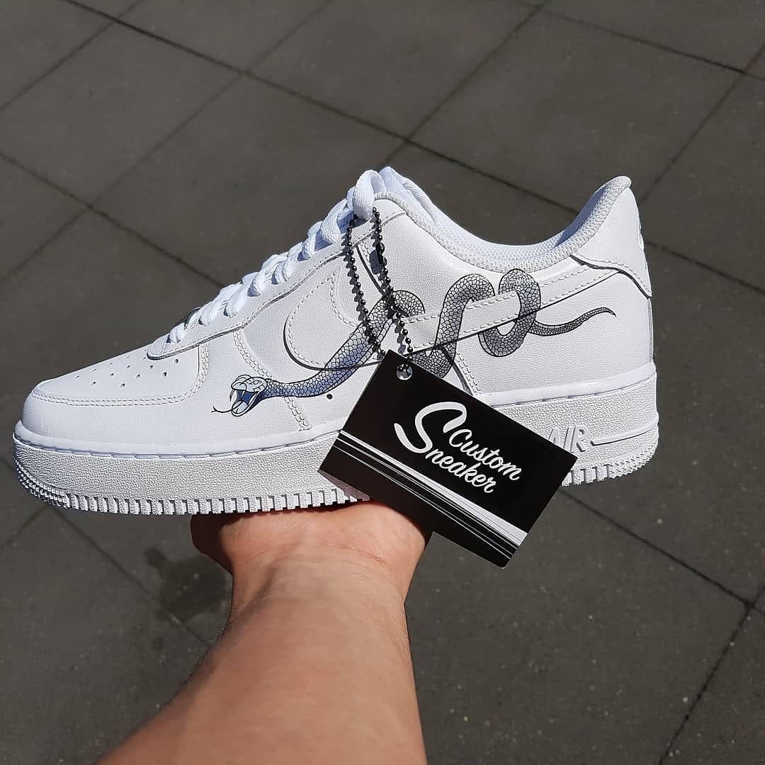 Post 5 by CustomSneaker on Instagram (image)