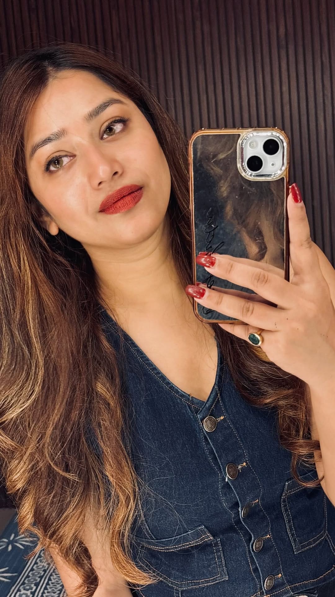 Post 4 by Deepsheta Mitra on Instagram (video)
