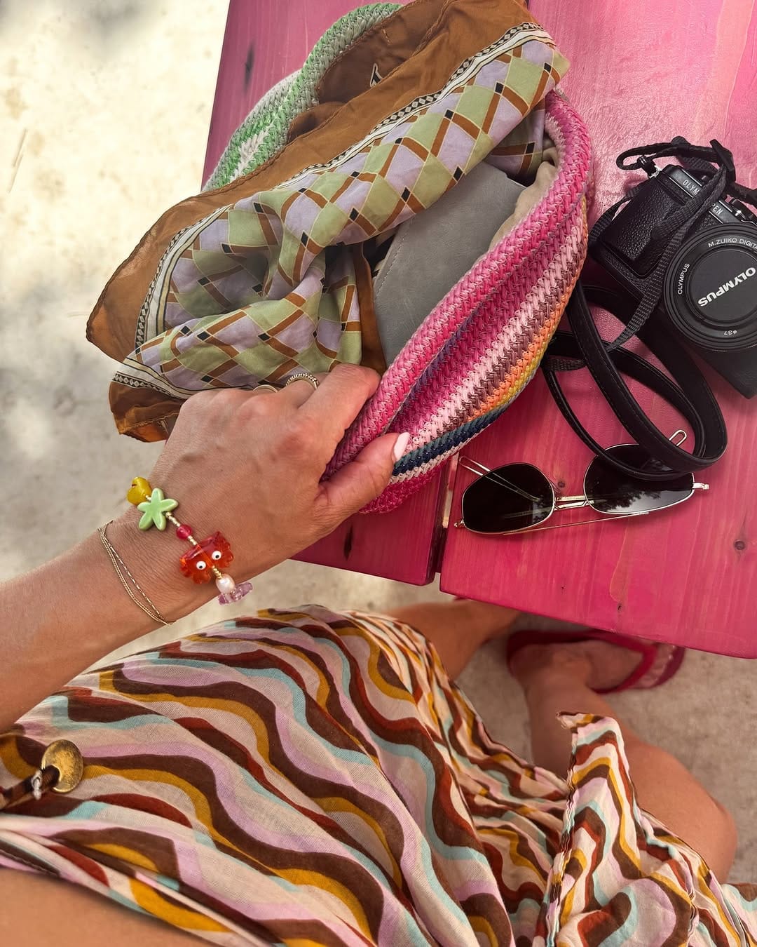 Post 2 by Le Veer jewelry on Instagram (carousel)