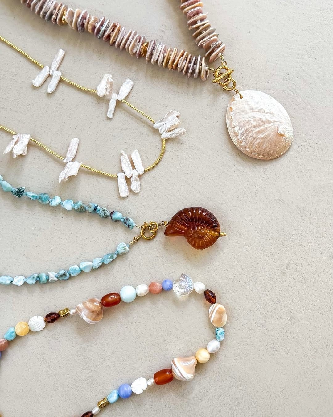 Post 9 by Le Veer jewelry on Instagram (image)
