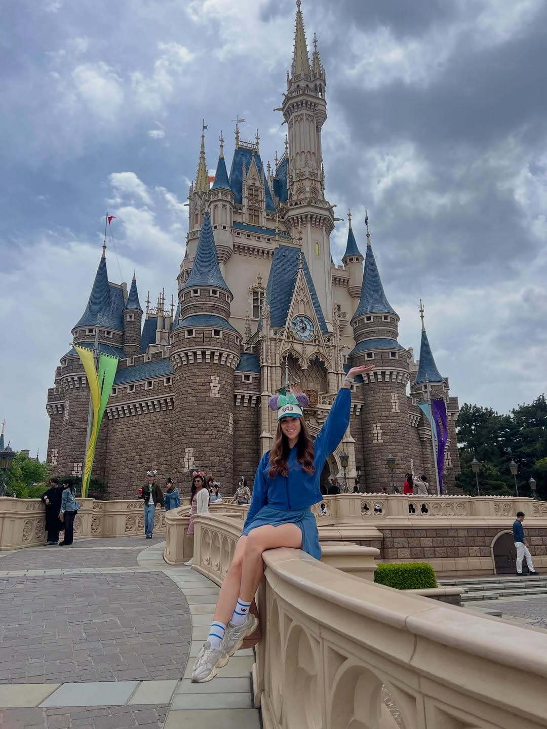 Post 5 by Karla Rivas on Instagram (carousel)