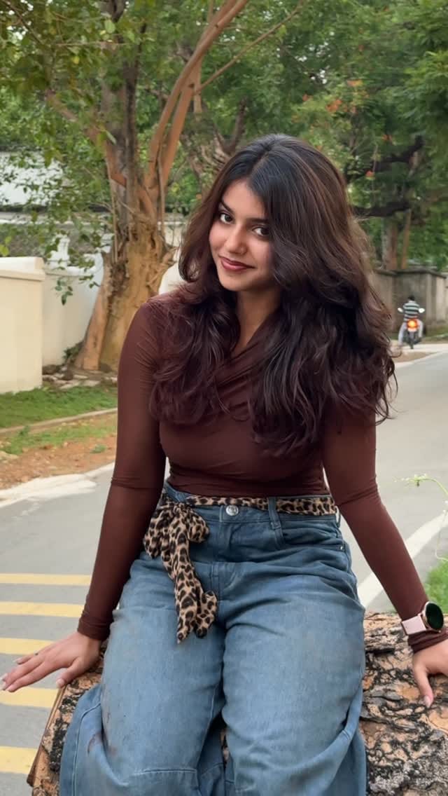 Post 7 by Anushka 🧿 on Instagram (video)