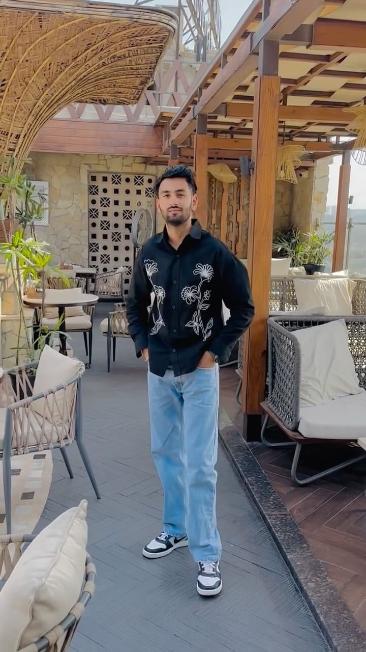Post 7 by Prince Lohiya on Instagram (video)