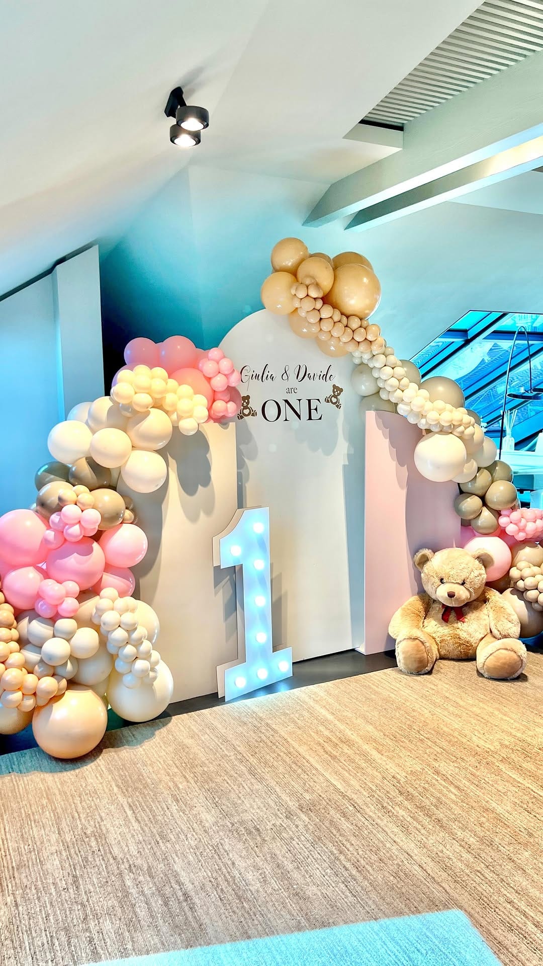 Post 6 by Luxury Event Design on Instagram (video)