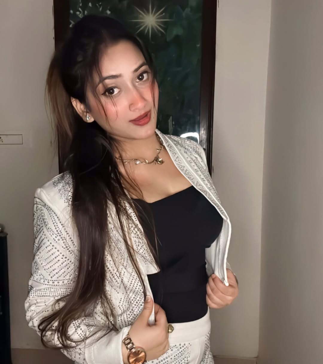 Post 2 by Riya Luthra on Instagram (carousel)