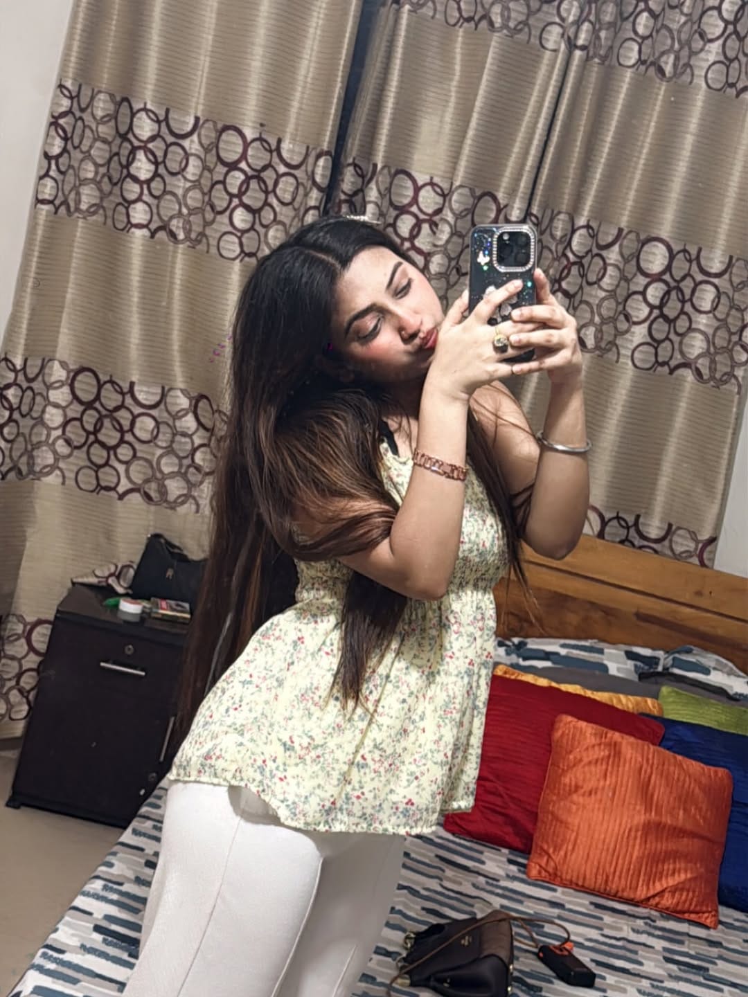Post 5 by Riya Luthra on Instagram (carousel)
