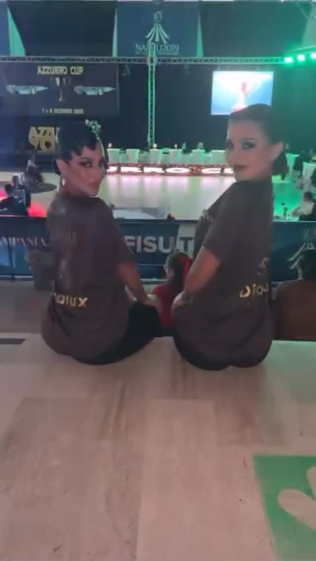 Post 8 by 𝑬𝒍𝒆𝒐𝒏𝒐𝒓𝒂 on Instagram (video)