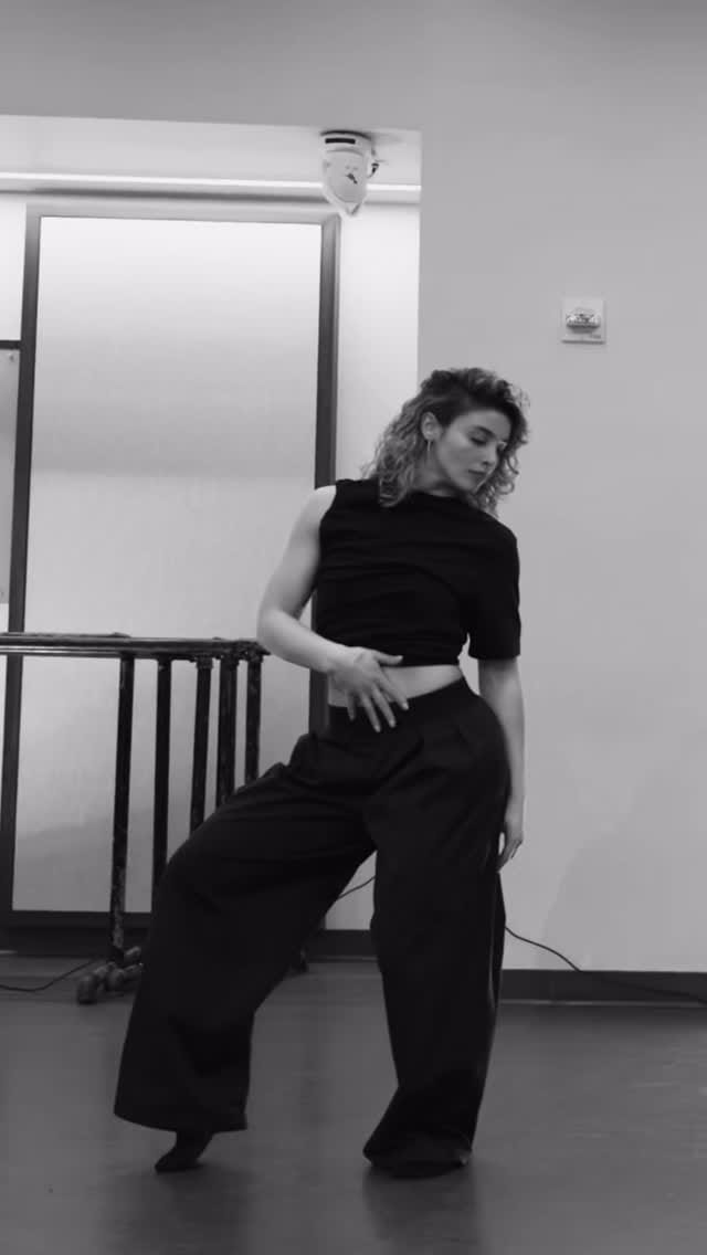 Post 10 by Serena Carella on Instagram (video)
