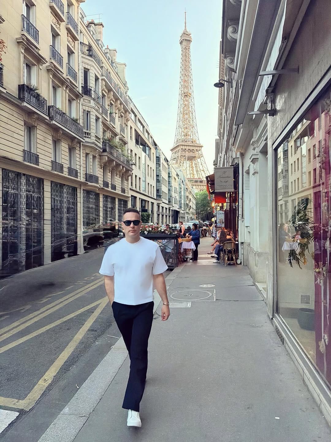 Post 6 by Hiram Hurtado on Instagram (carousel)