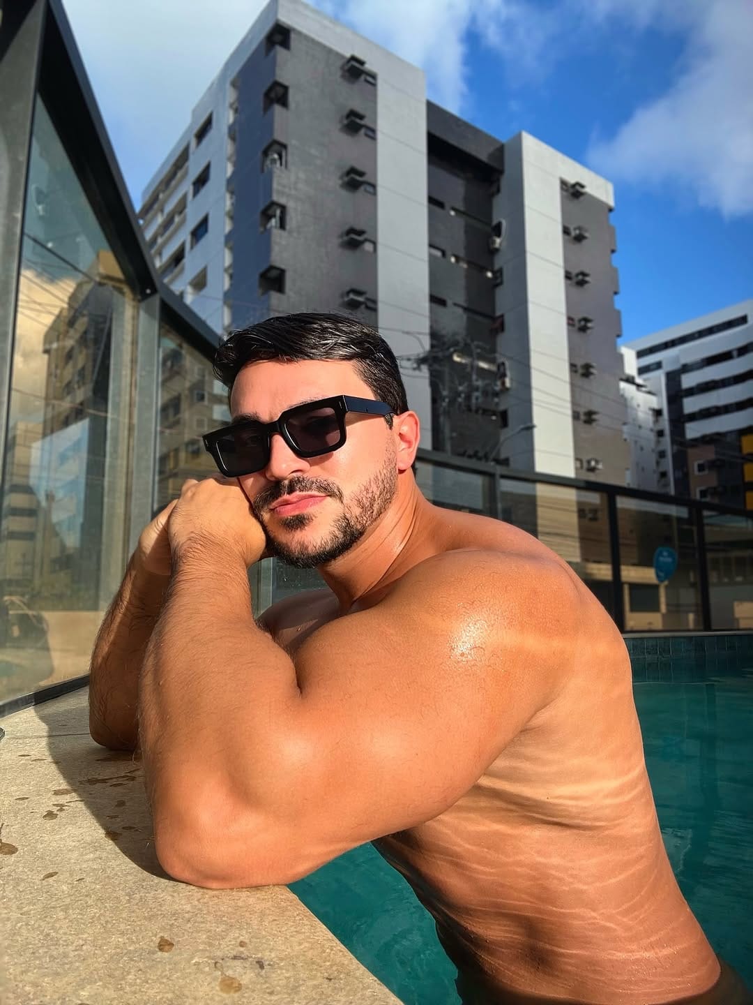 Post 3 by B R E N O   A M A R A L on Instagram (image)