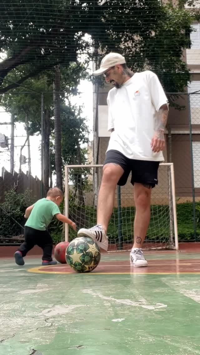 Post 9 by Guilherme Treeze on Instagram (video)