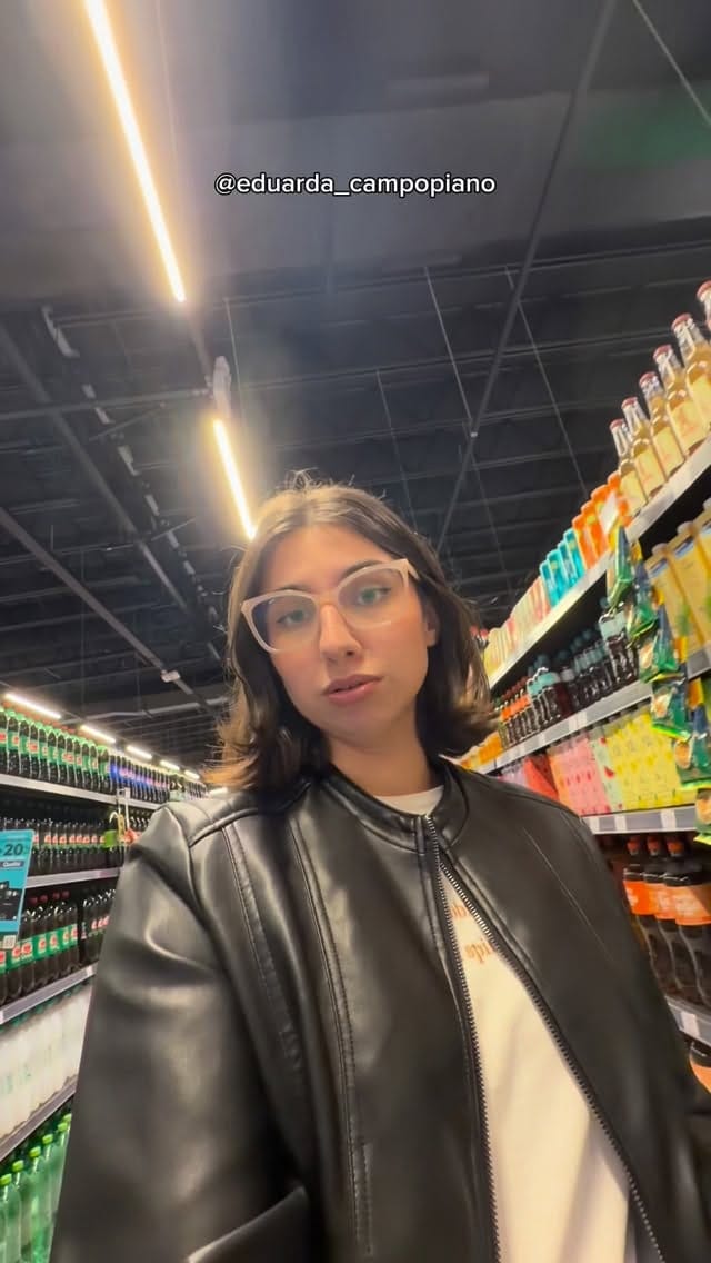 Post 3 by Eduarda Campopiano on Instagram (video)