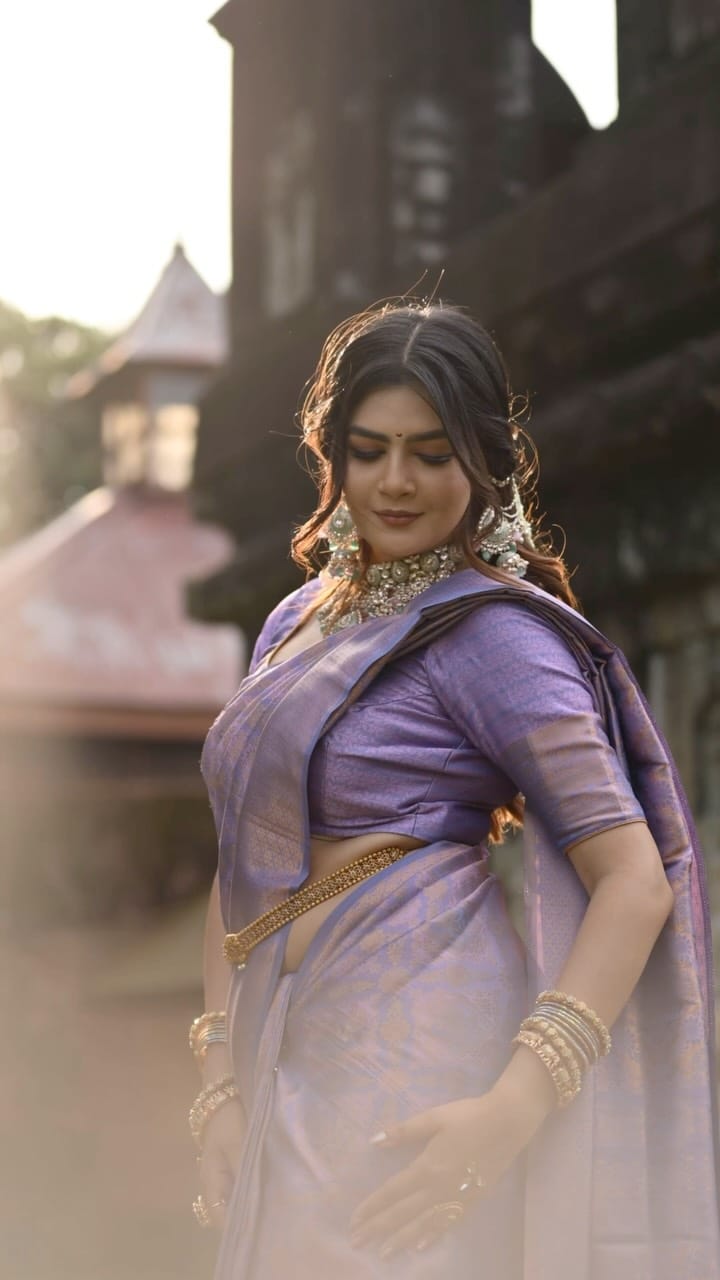 Post 5 by Dipanjali Lahkar🧿 on Instagram (video)