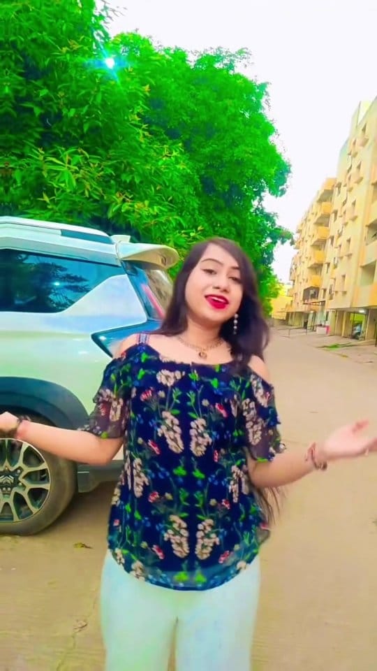 Post 2 by Nitin Dubey on Instagram (video)