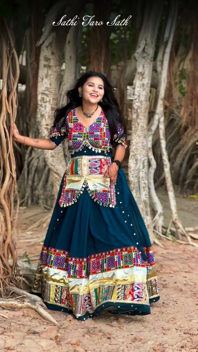 Post 5 by Nayna Thakor on Instagram (video)