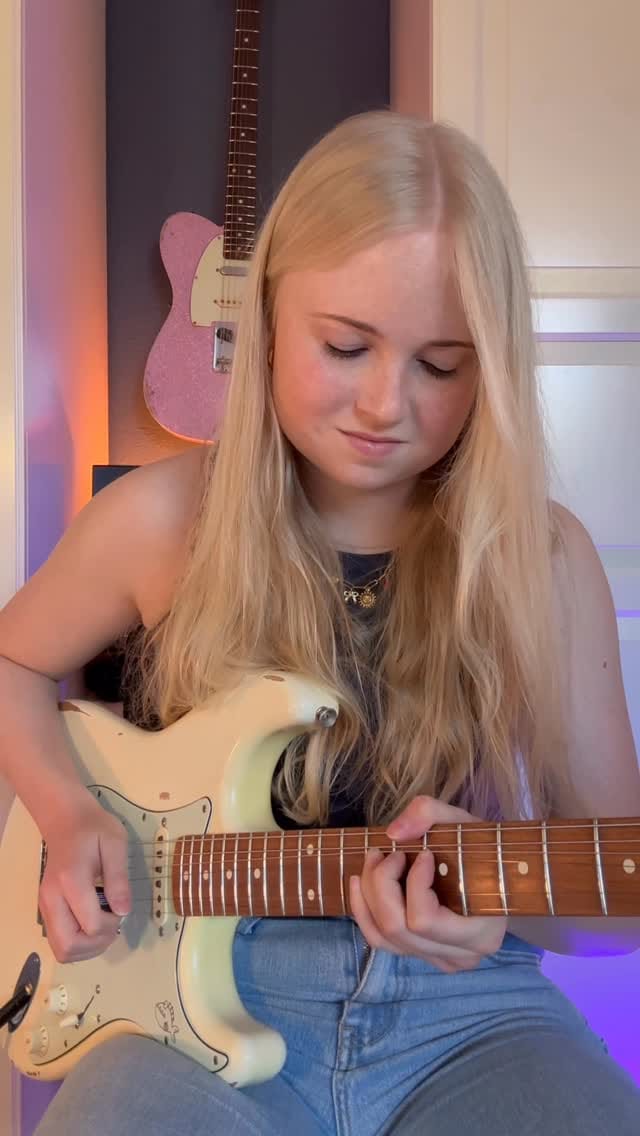 Post 8 by Juliëtte on Instagram (video)
