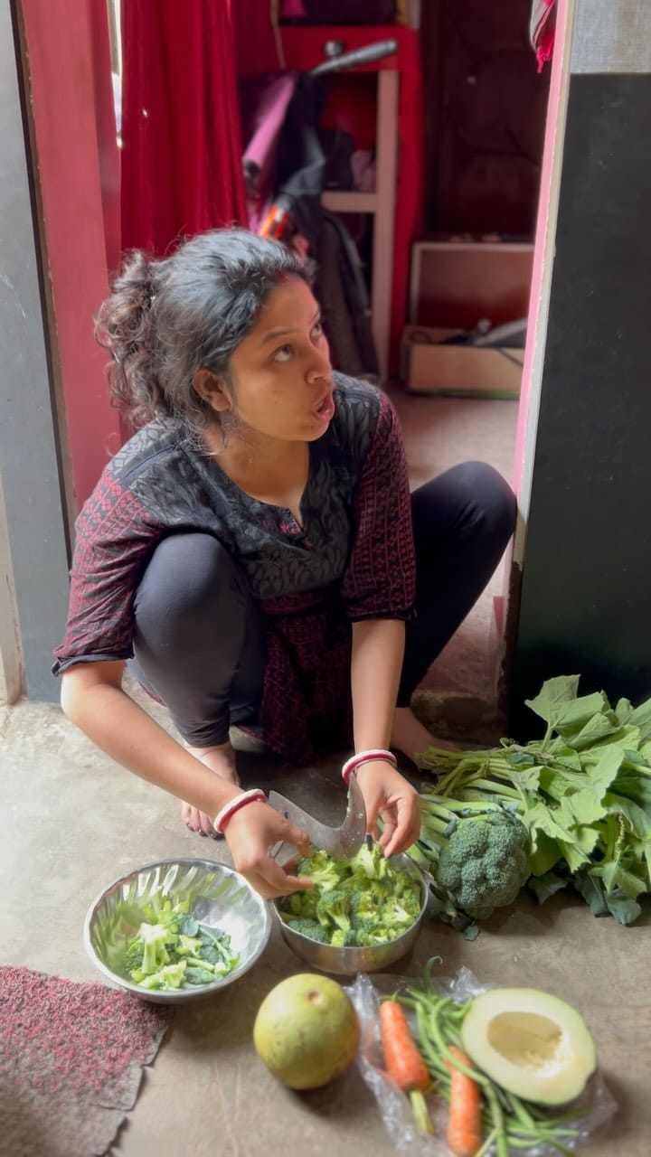 Post 10 by Priya Deb  |   Dev Priya on Instagram (video)