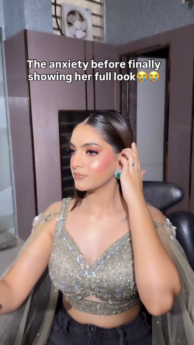 Post 4 by SWARN MAKEOVER on Instagram (video)