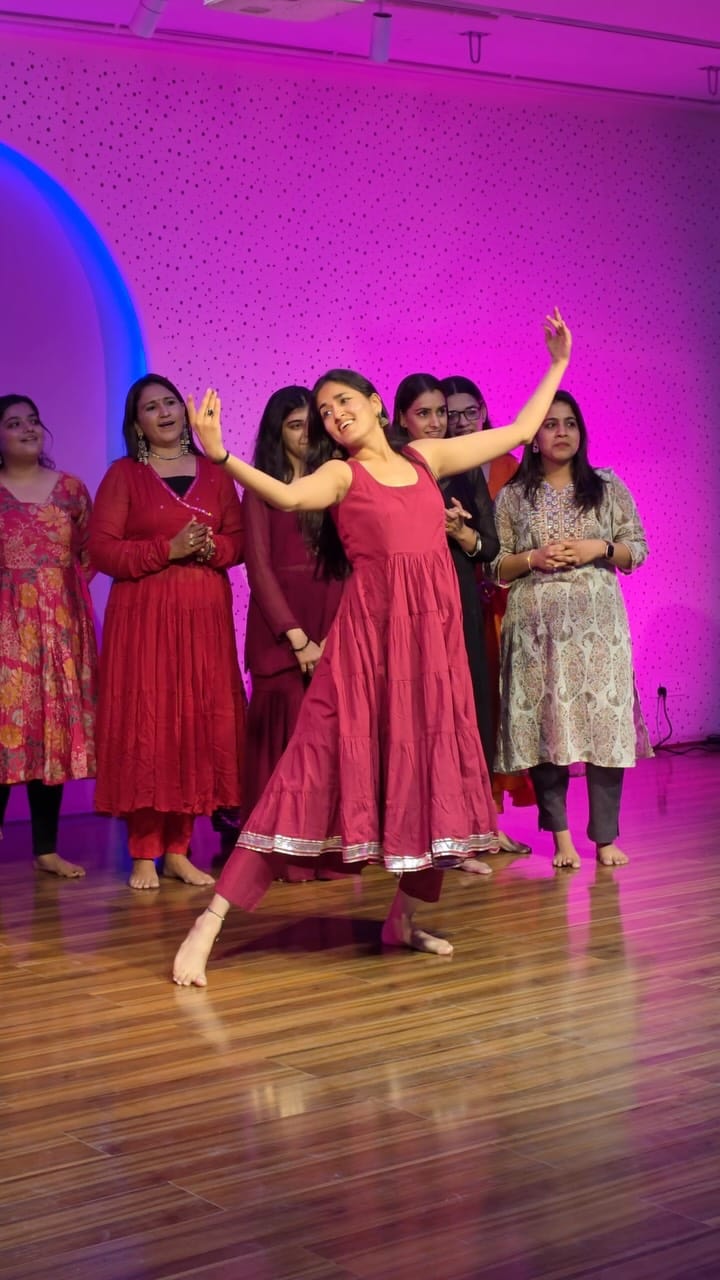 Post 6 by Ritu H. on Instagram (video)