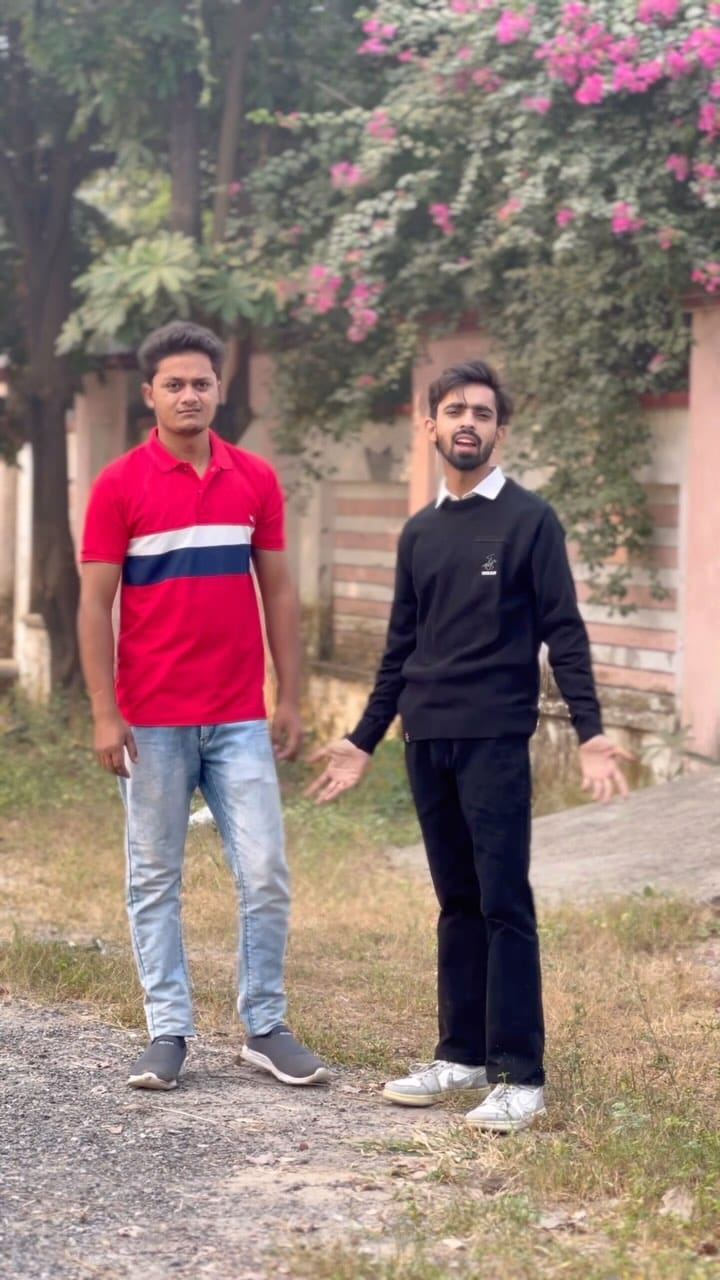Post 7 by SHAKIR SAIFI on Instagram (video)