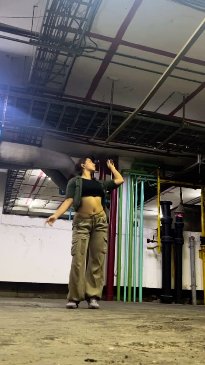 Post 8 by Meghna Jain on Instagram (video)