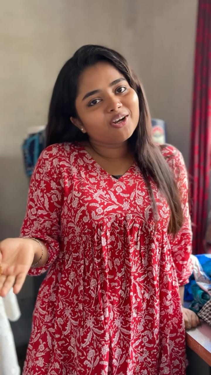 Post 4 by Papri chakraborty on Instagram (video)