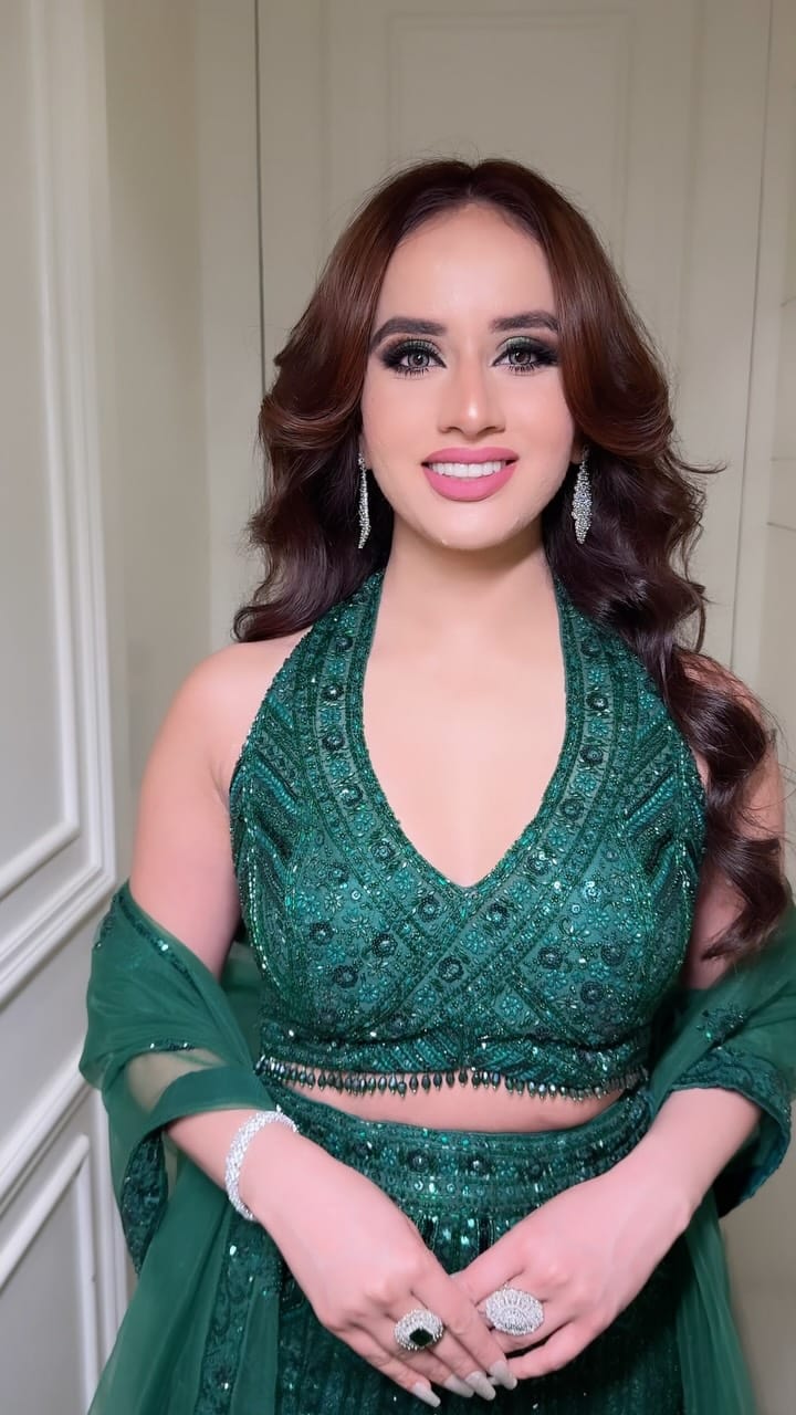 Post 5 by Sandhya Verma | CELEBRITY MAKEUP ARTIST on Instagram (video)
