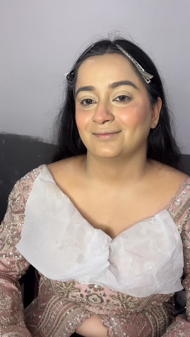 Post 4 by NIMRA MUA💄🧿 on Instagram (video)