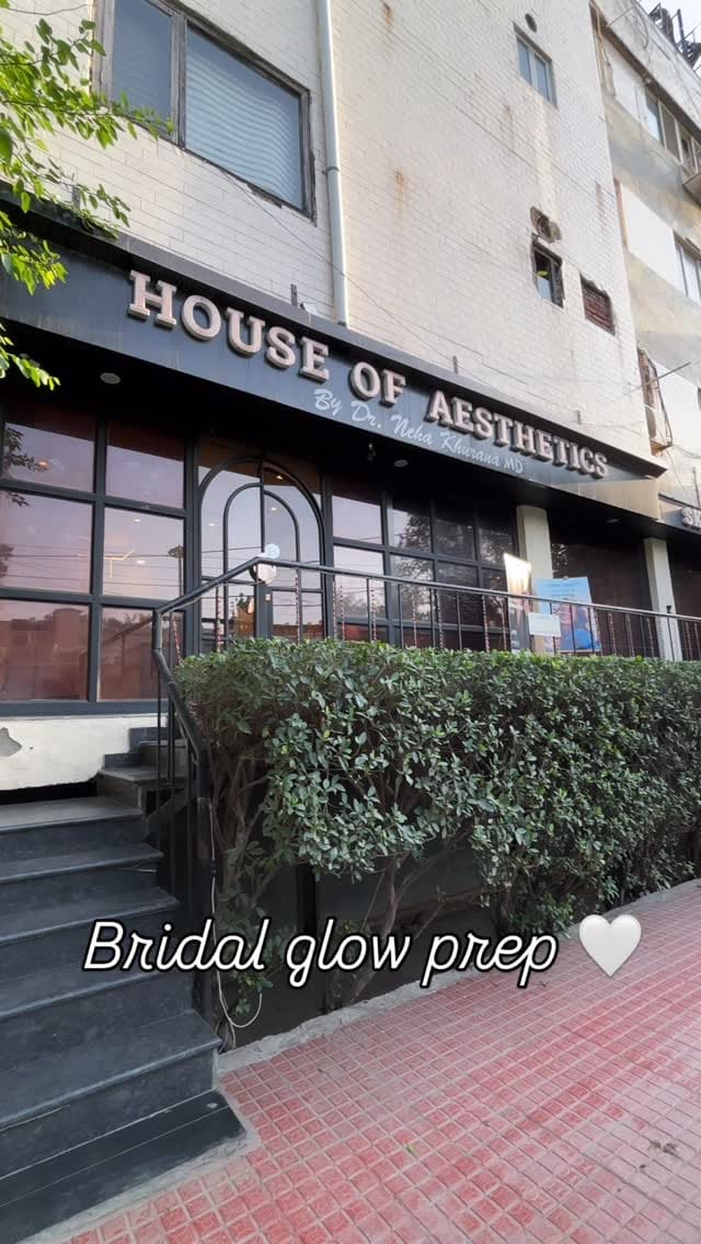 Post 5 by NIMRA MUA💄🧿 on Instagram (video)