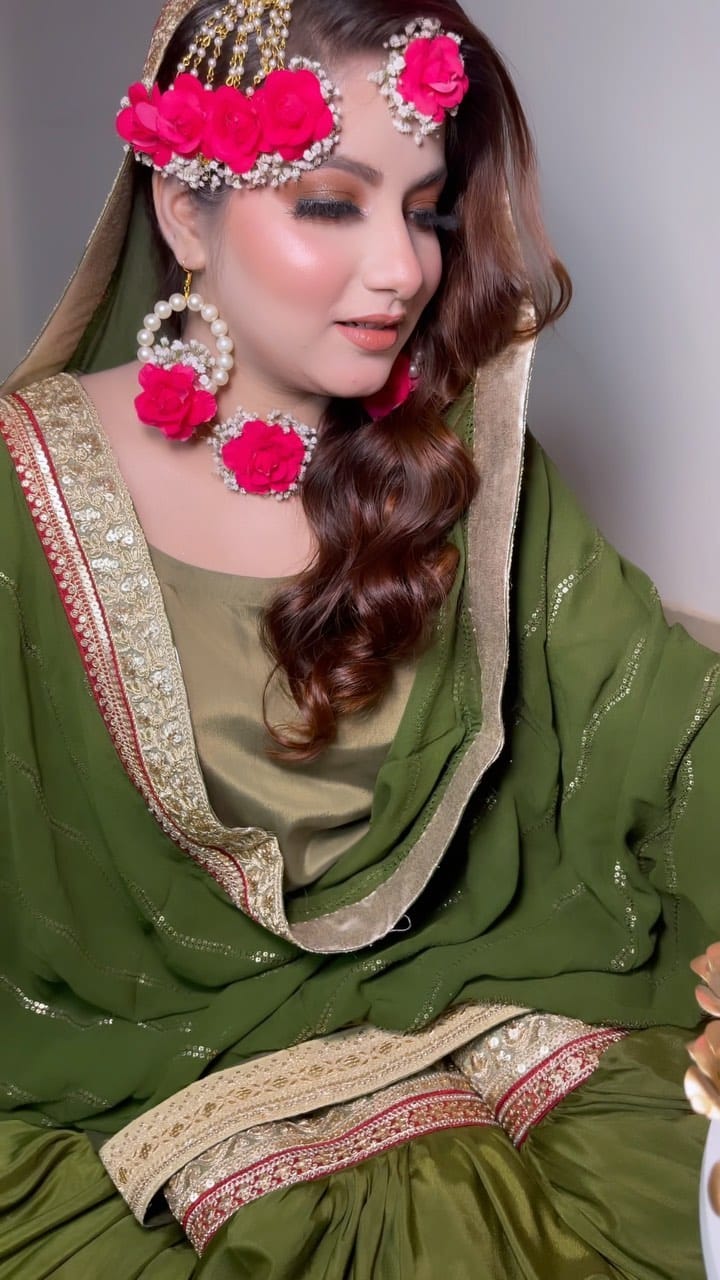 Post 9 by NIMRA MUA💄🧿 on Instagram (video)