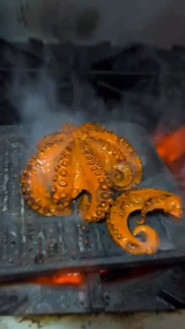 Post 7 by A La Tostada Mariscos🍤🐟🐙🍽 on Instagram (video)