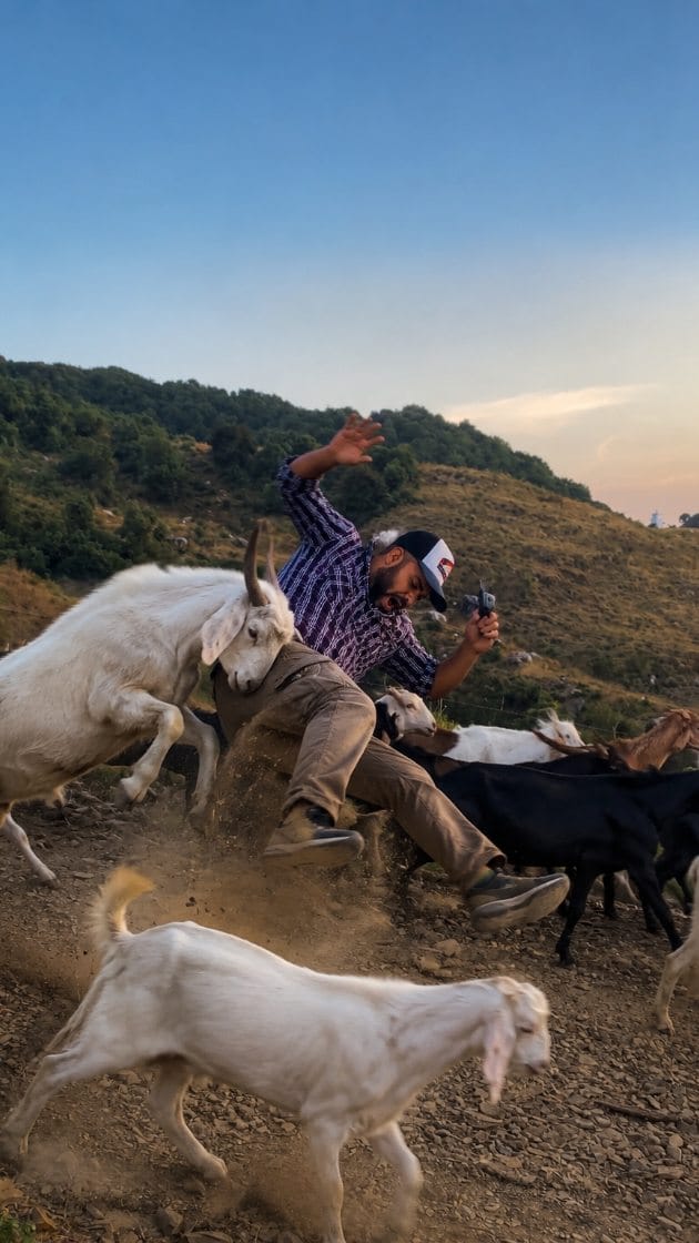 Post 3 by Himanshu Sharma on Instagram (video)