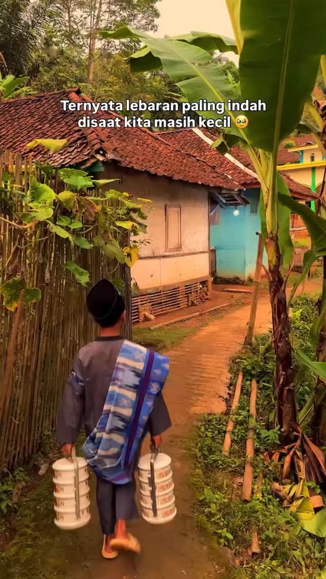 Post 8 by # KABEH SEDULUR ! on Instagram (video)